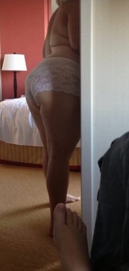 Jeune coquine cherche amant pour plan cul régulier