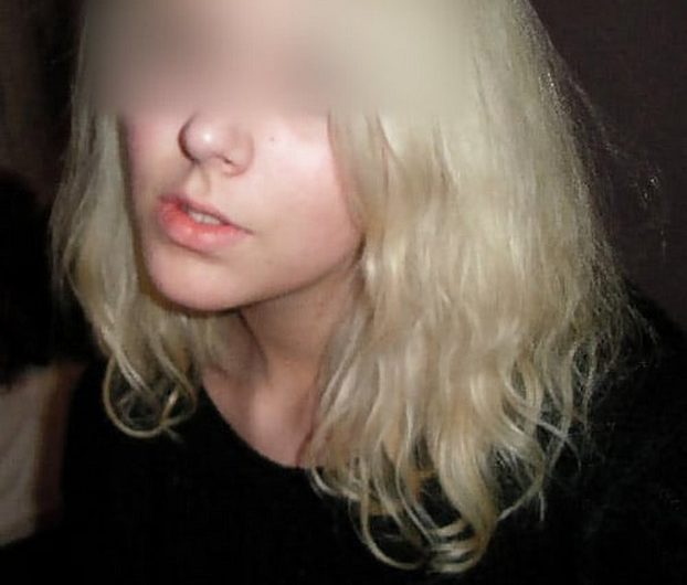 Betty, blonde sur Rennes recherche un amant compréhensif et coquin