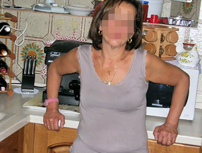 Je suis grave saucée pour un plan cul adultère à Lyon